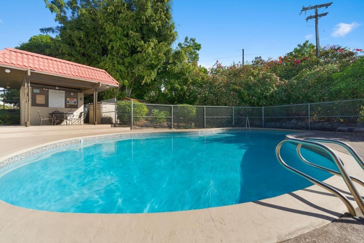 Big Island Kona Mansions 110C Condo Каилуа-Кона Экстерьер фото